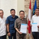 Serah terima aset PWI Sulsel