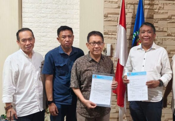Serah terima aset PWI Sulsel